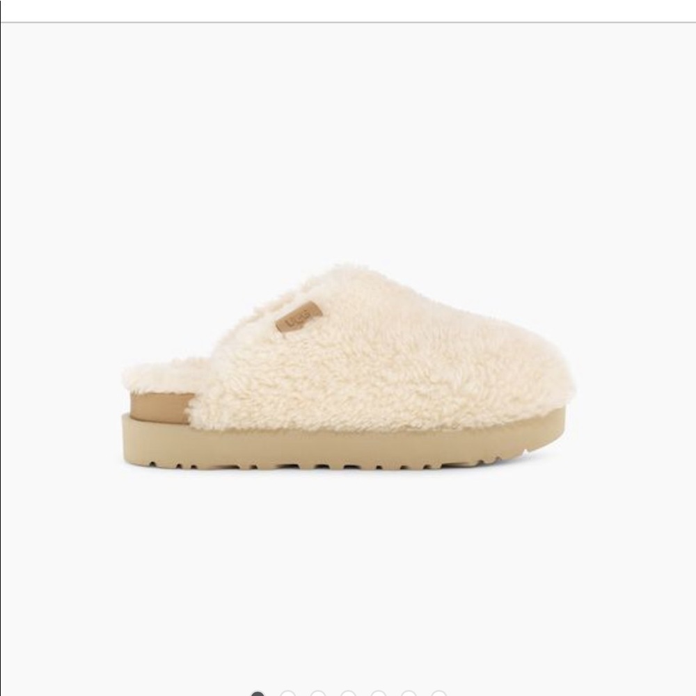 Ugg slipper